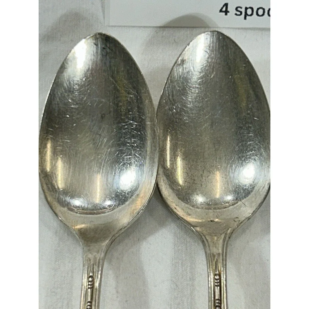 Wm A Rogers Oneida Meadowbrook Heather A1 Plus 4 Teaspoons Silverplate VTG